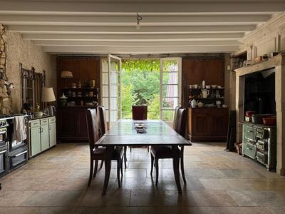 Maison - 255 m² - 7 pièces