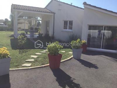 Maison - 163 m² - 6 pièces