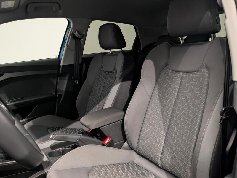 Audi A1 sportback 35 Tfsi 150ch Type s-Line s-Tronic Clim Jantes Alu-Sieges Chauffants