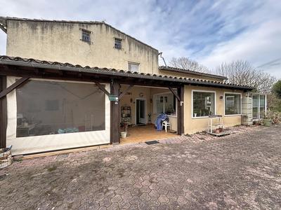 Maison - 155 m² - 5 pièces