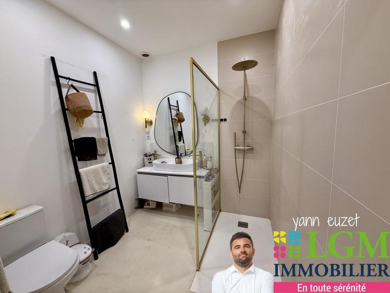 Immeuble - 170 m² - 6 pièces