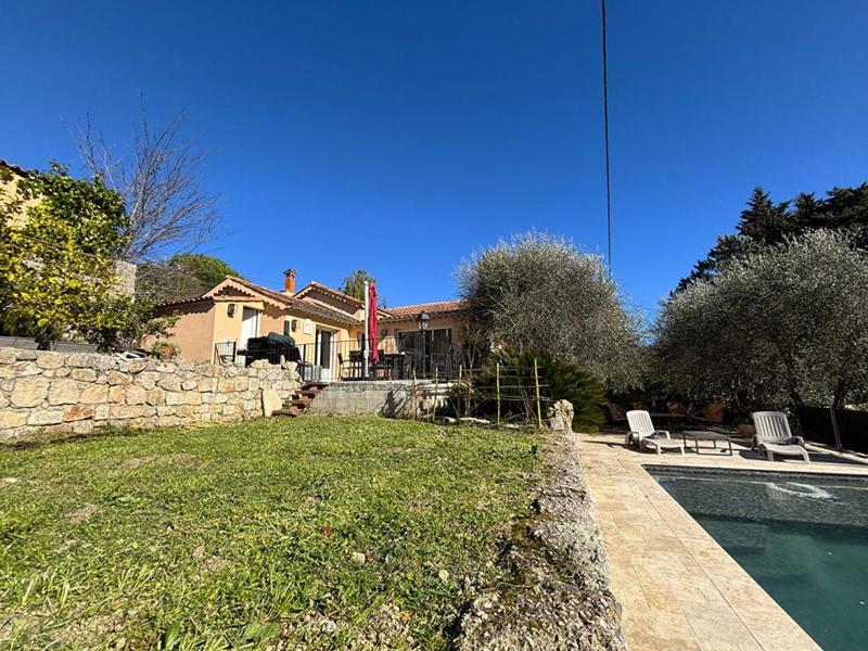 Maison - 114 m² - 5 pièces