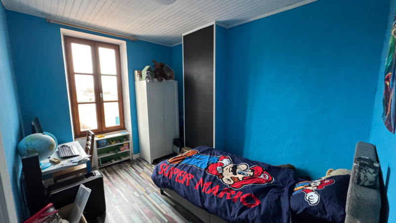 Maison - 137 m² - 6 pièces