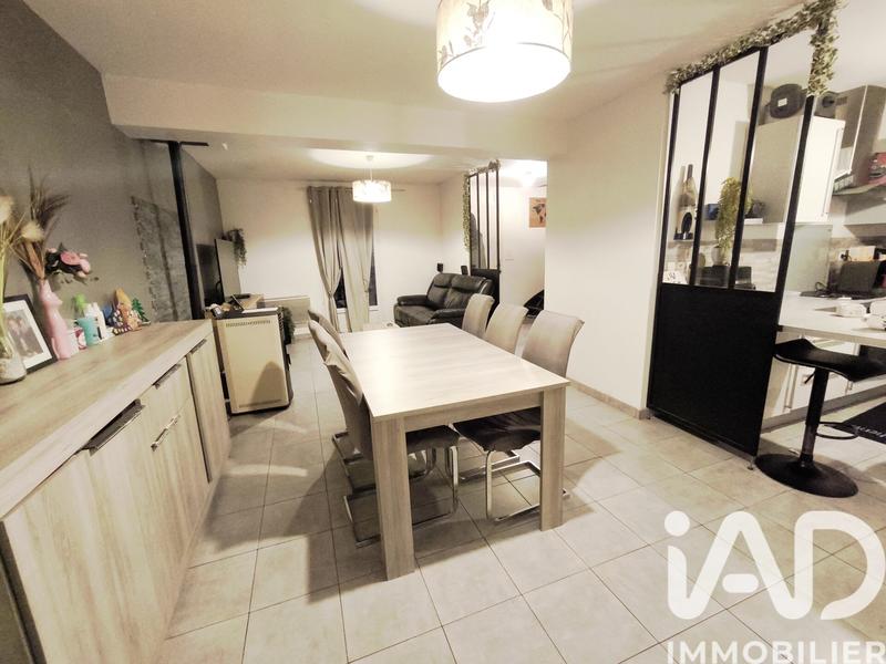 Maison - 95 m² - 5 pièces