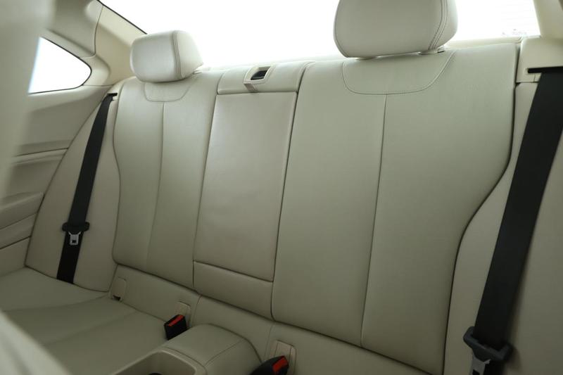 Bmw Serie 2 Coupé 220d Luxury Bva8 190 ch