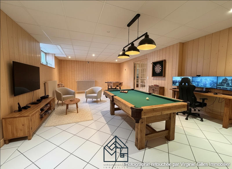 Maison - 361 m² - 10 pièces