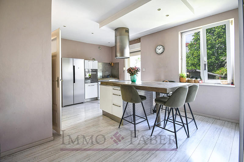 Maison - 145 m² - 5 pièces