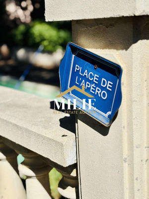 Maison ancienne - 260 m² - 11 pièces