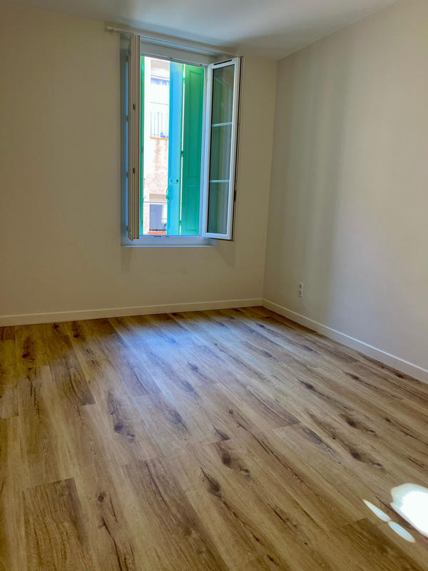Appartement - 80 m² - 3 pièces