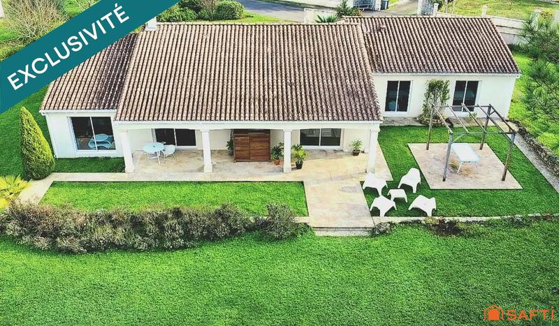 Maison - 209 m² - 9 pièces