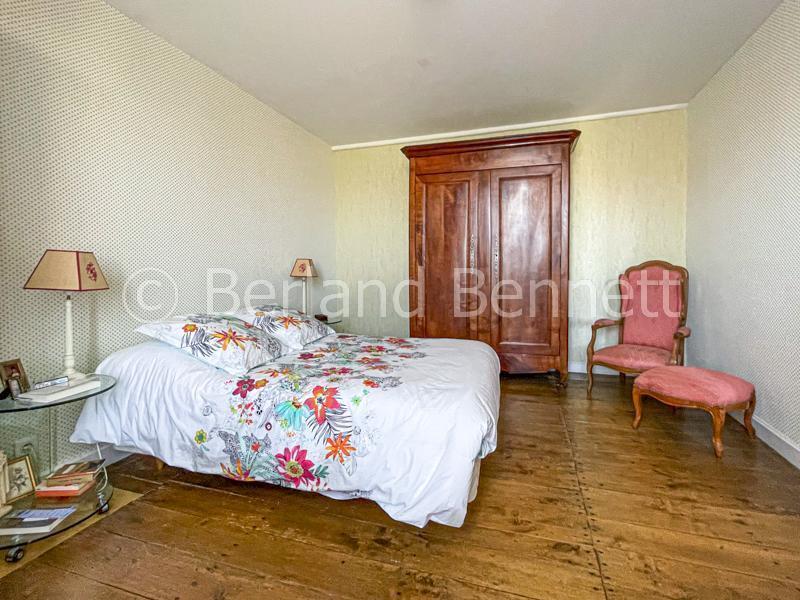 Maison de bourg - 207 m² - 8 pièces