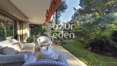 Appartement - 100 m² - 4 pièces