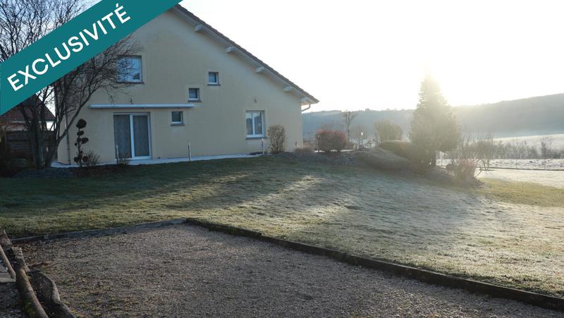 Maison - 220 m² - 7 pièces