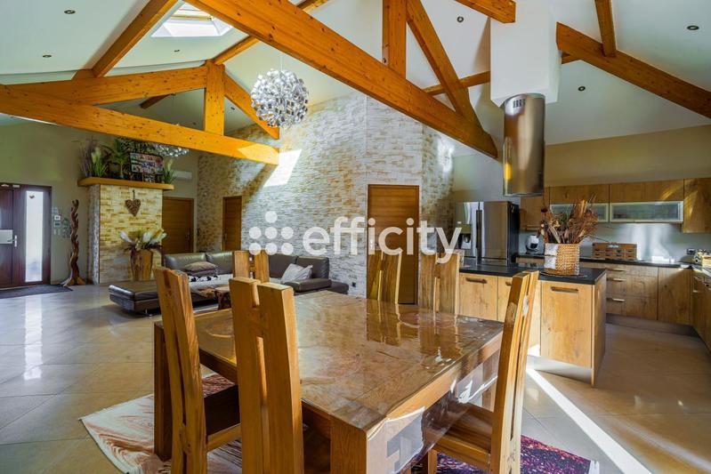 Pavillon - 100 m² - 4 pièces