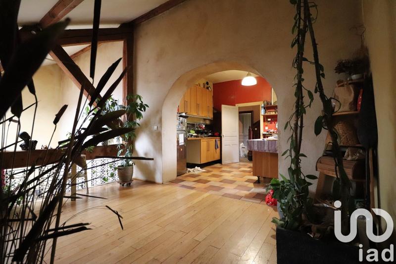 Maison - 220 m² - 11 pièces