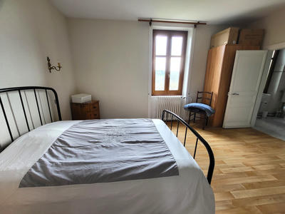 Maison - 182 m² - 8 pièces