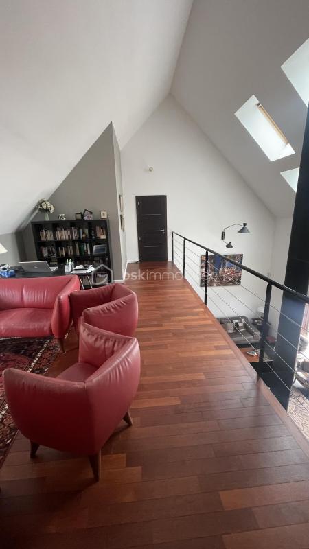 Maison d'architecte - 317 m² - 7 pièces