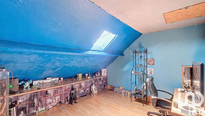 Maison - 141 m² - 8 pièces