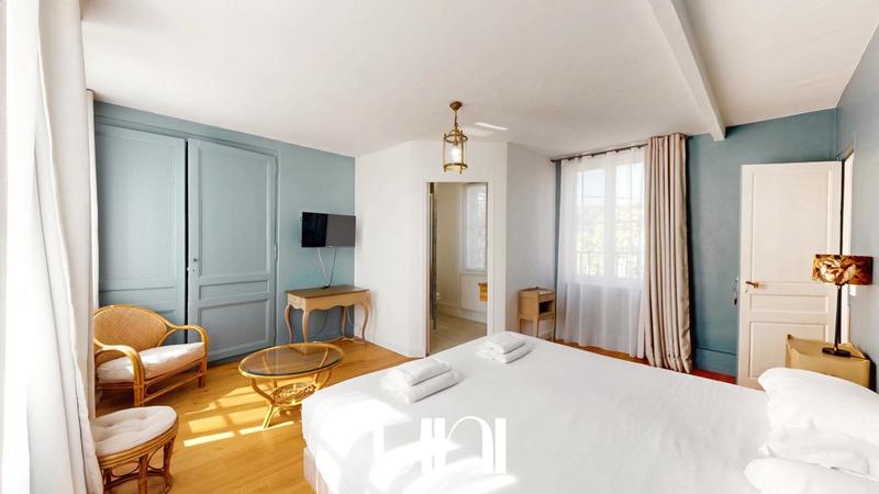 Maison bourgeoise - 264 m² - 7 pièces