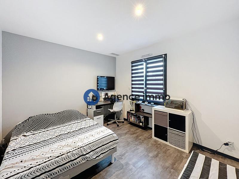 Villa - 170 m² - 6 pièces