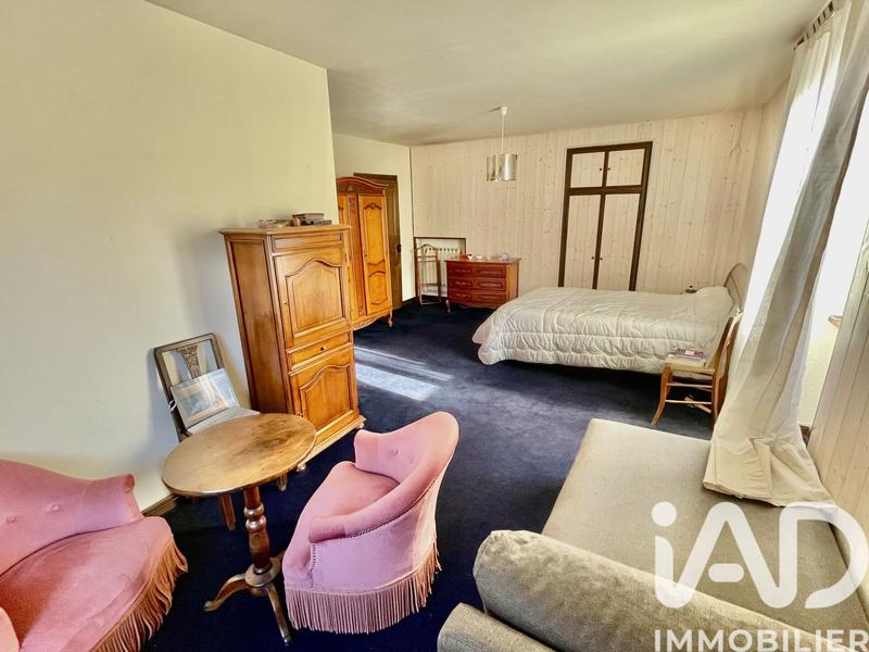 Maison - 194 m² - 7 pièces