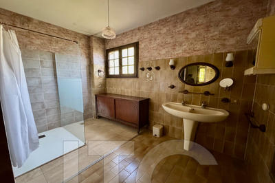 Villa - 210 m² - 7 pièces