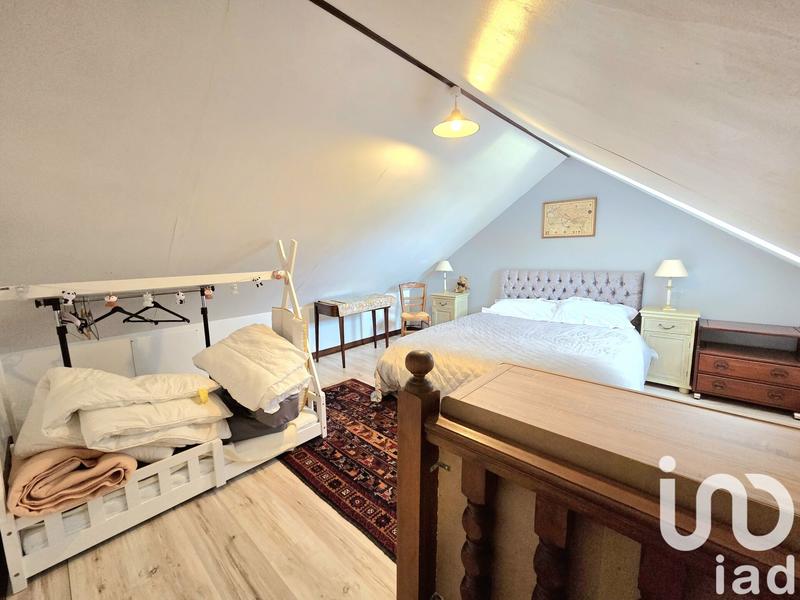 Maison - 216 m² - 10 pièces