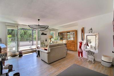 Appartement - 82 m² - 4 pièces