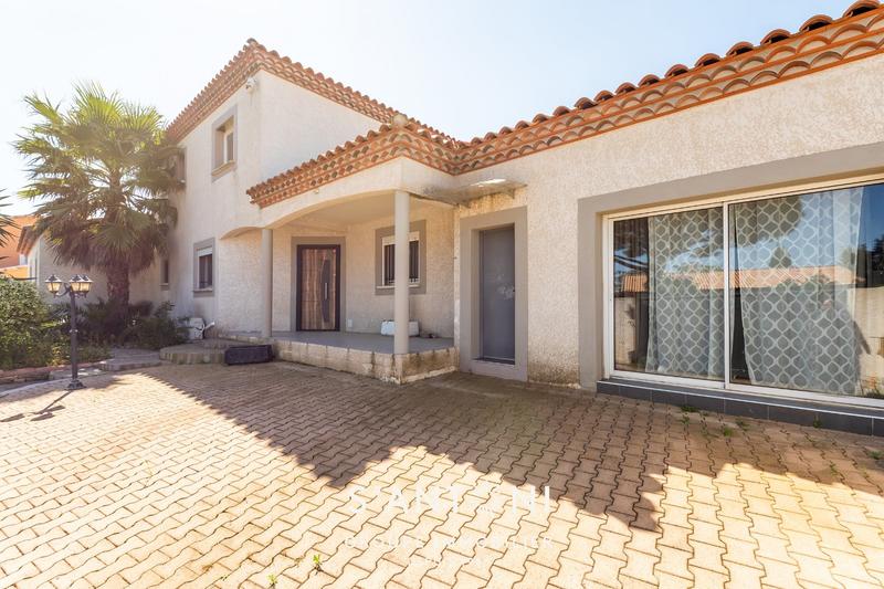 Maison - 202 m² - 6 pièces