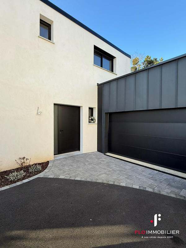 Maison - 167 m² - 7 pièces