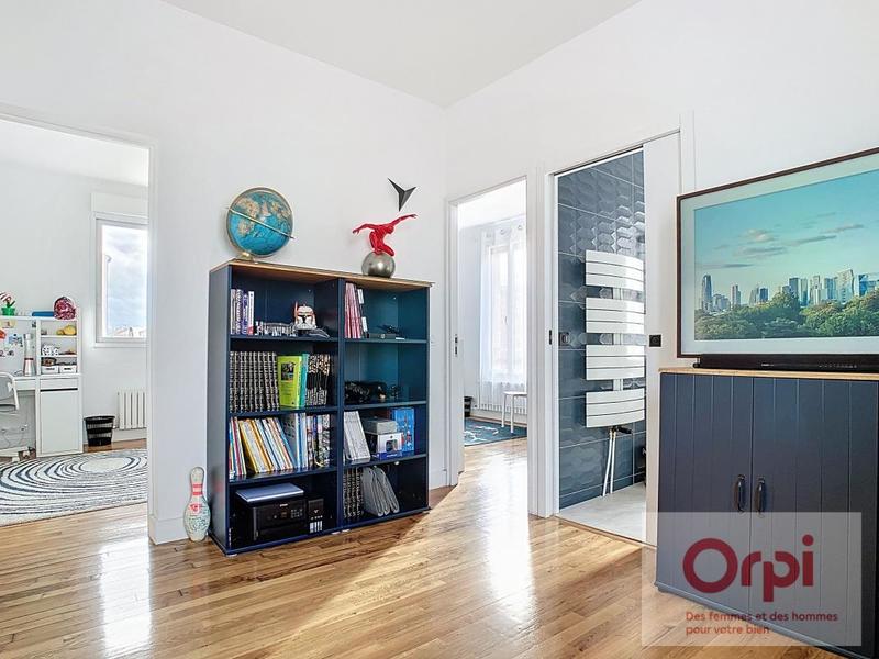 Maison - 187 m² - 7 pièces