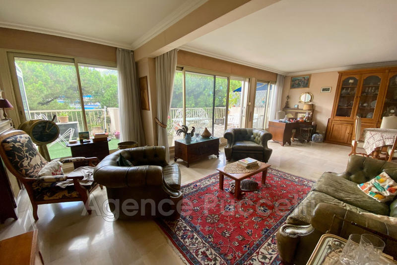 Appartement - 86 m² - 4 pièces