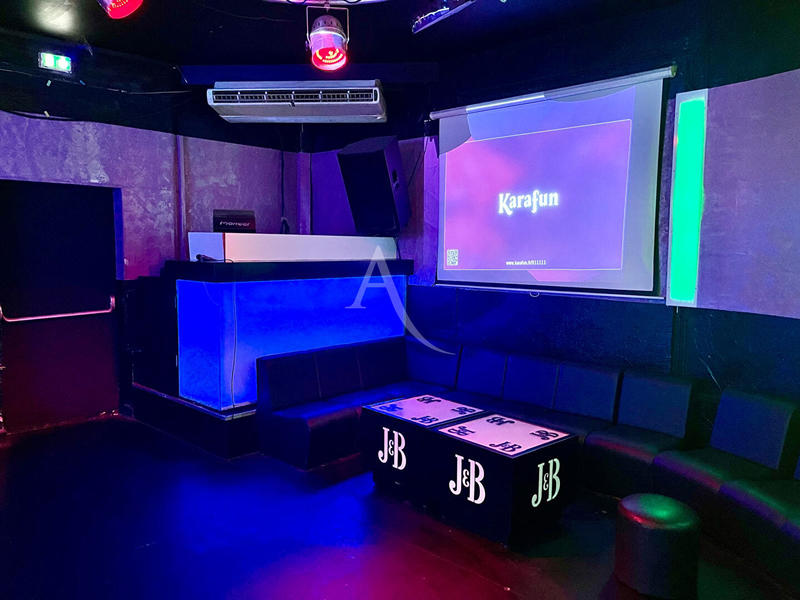 Local commercial - 640 m²