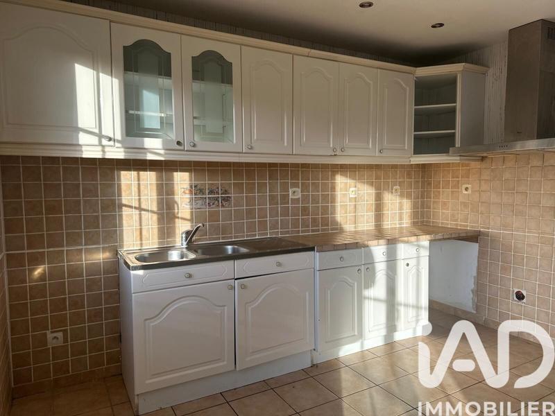 Maison - 97 m² - 5 pièces