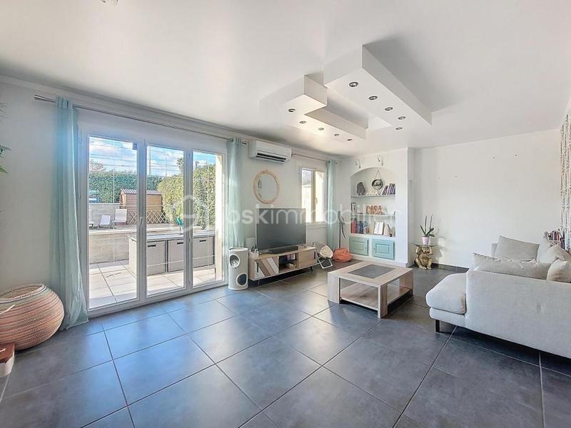 Maison traditionnelle - 82 m² - 5 pièces