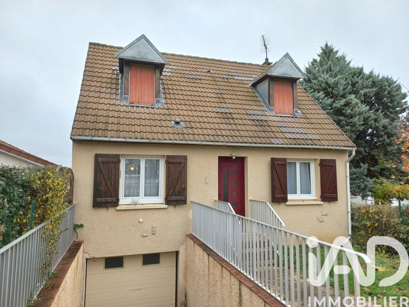 Maison - 120 m² - 6 pièces