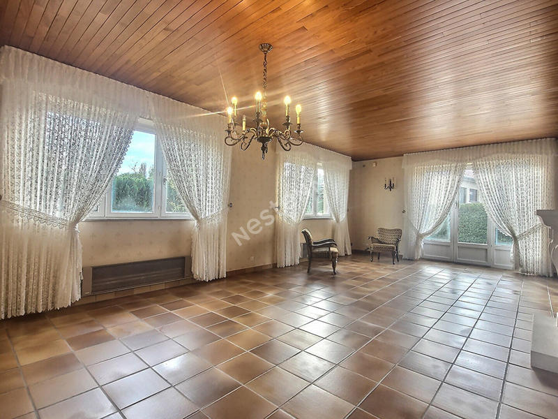 Maison - 177 m² - 8 pièces