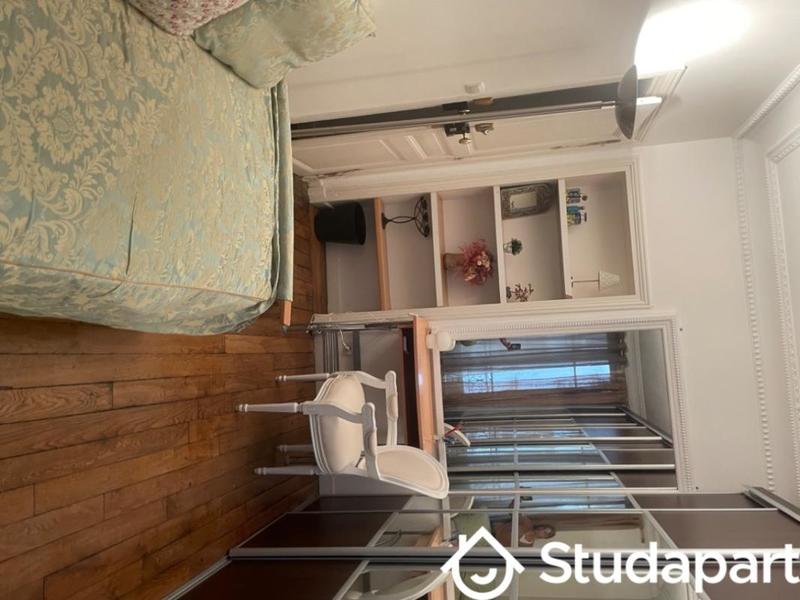 Chambre - 15 m² - 1 pièce