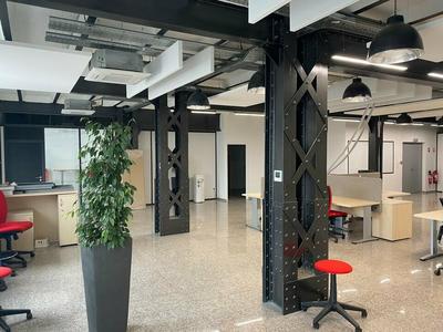 Bureau - 1 000 m²