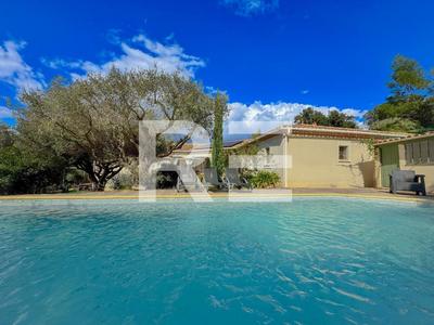 Villa - 154 m² - 4 pièces