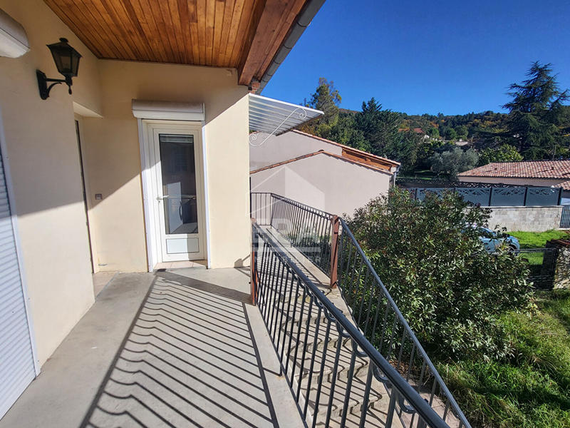 Maison - 114 m² - 6 pièces