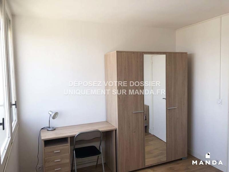 Chambre - 10 m² - 4 pièces