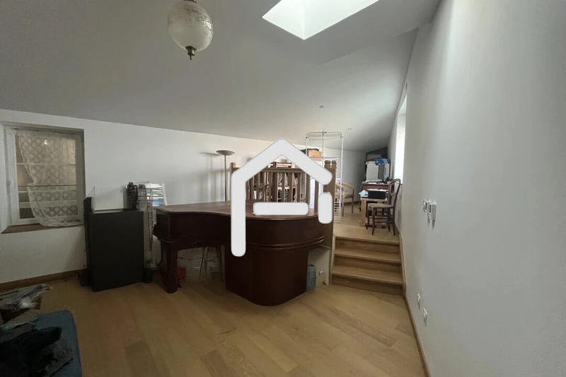 Maison - 105 m² - 4 pièces