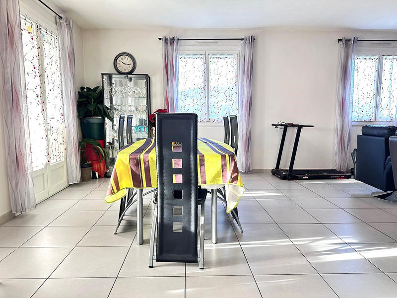 Maison - 134 m² - 5 pièces