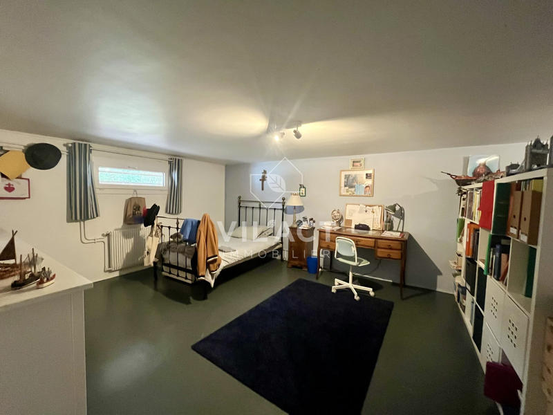 Maison - 200 m² - 7 pièces