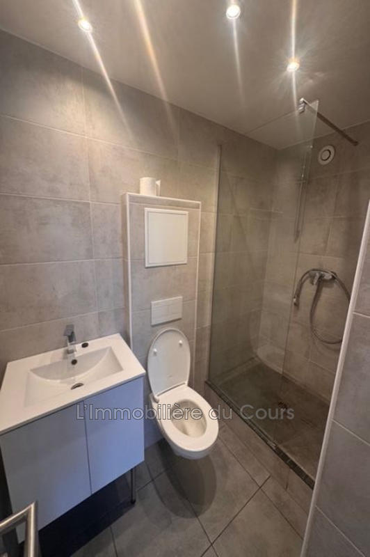 Immeuble - 250 m² - 8 pièces