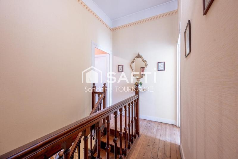 Maison - 92 m² - 5 pièces