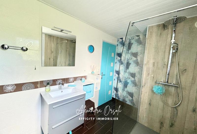 Maison - 167 m² - 7 pièces