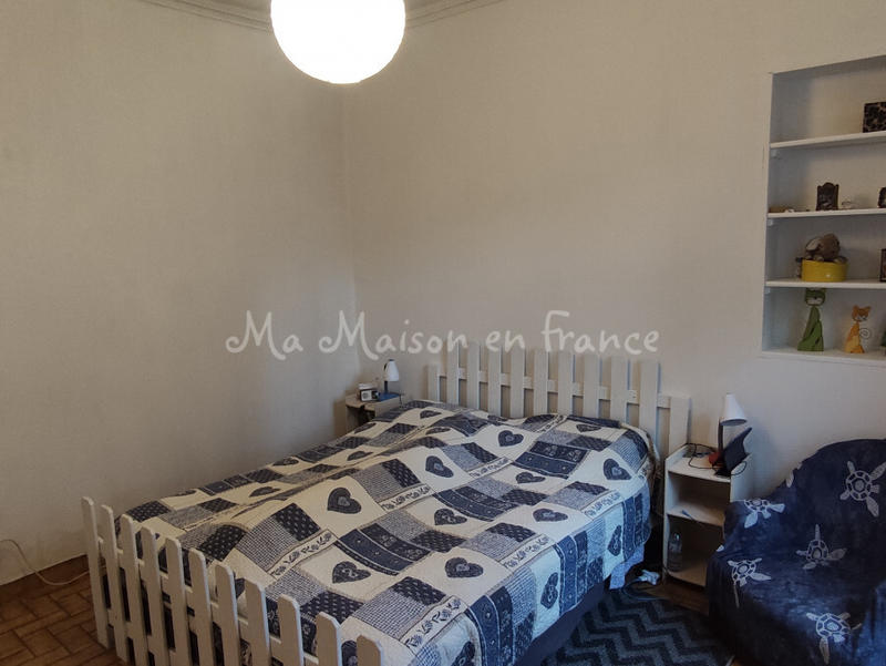 Maison - 264 m² - 12 pièces