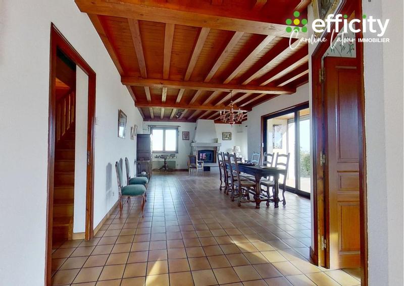Maison - 138 m² - 6 pièces
